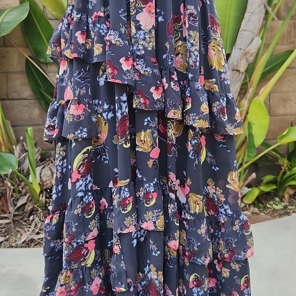 Cinq à Sept Alanis Tired ruffle Silk Dress size 0 - Picture 5 of 10